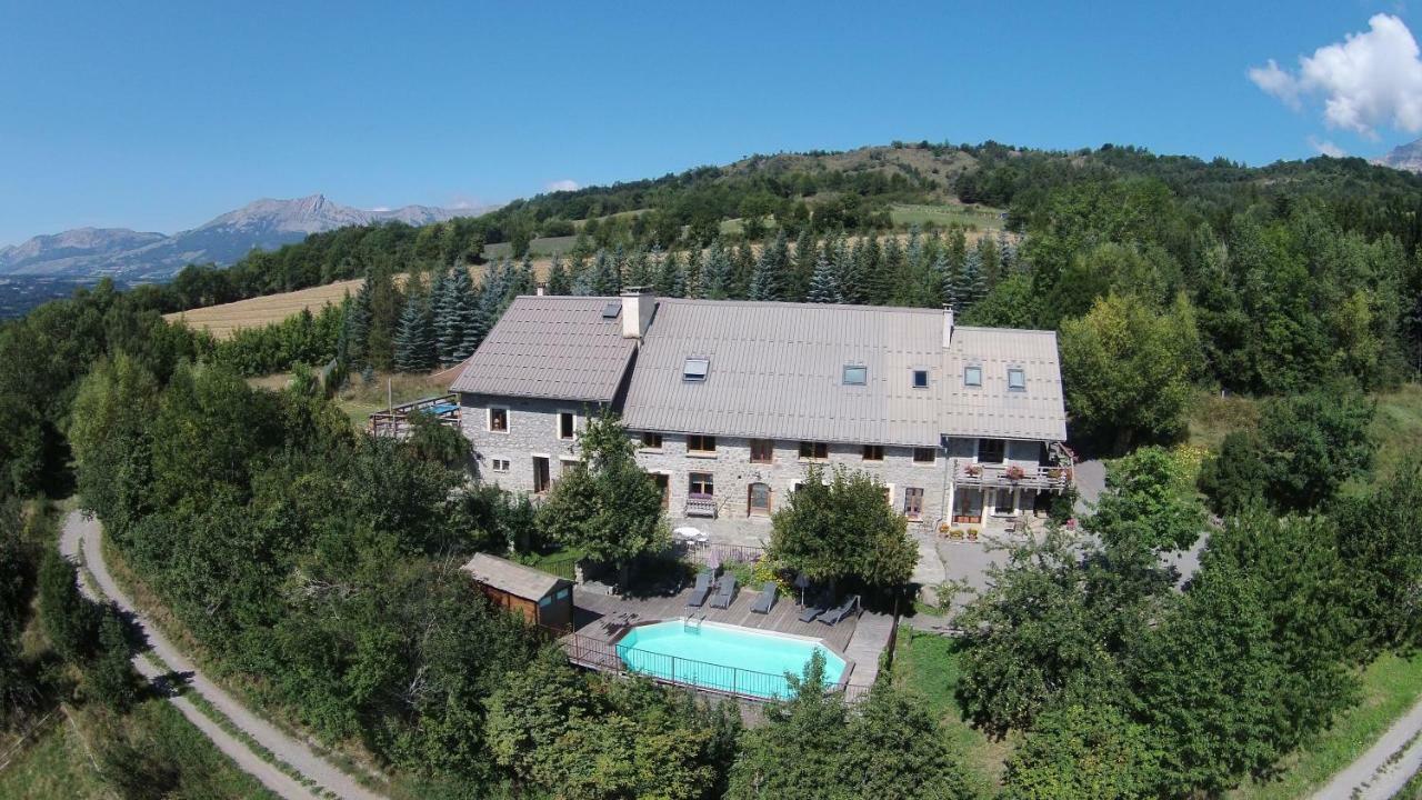 Chambre D'Hotes La Grange Des Ecrins Chabottes Экстерьер фото